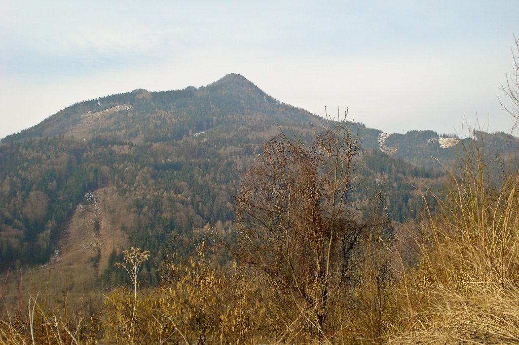 02 Blick zu Schiffall und Kreuzkogel.JPG
